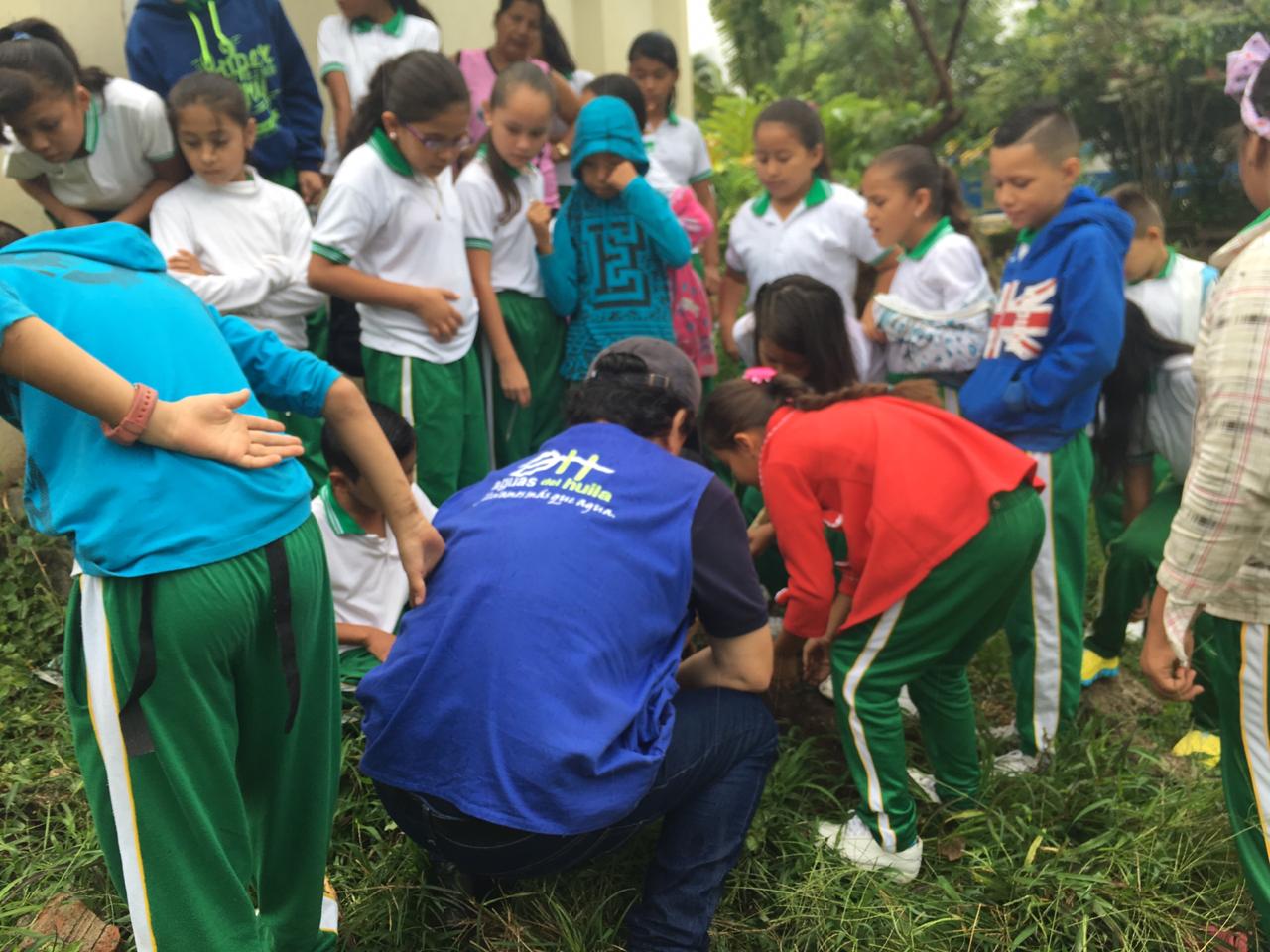 Aguas del Huila contribuye a la preservacion del Medio Ambiente