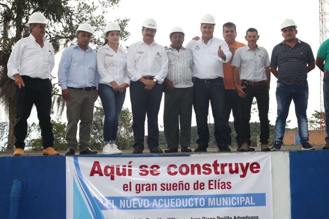 Politica departamental de agua potable y saneamiento basico aporta a reduccion de pobreza en el Huila
